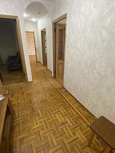 4 otaqlı mənzil: Bakı, 8-ci mikrorayon, 5 otaqlı, Köhnə tikili, m. Azadlıq Prospekti, 120 kv. m — 2