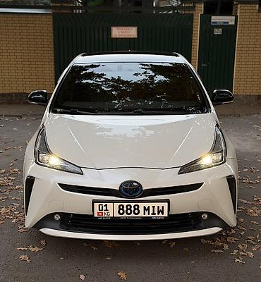 215 50 17: Toyota Prius: 2019 г., 1.8 л, Автомат, Гибрид, Седан — 3