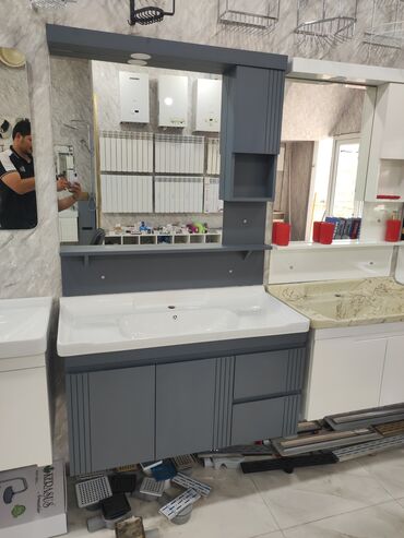 Cakuzi vannalar: Banyonuz üçün nəzərdə tutulmuş bu boz rəngli hamam mebeli dəsti