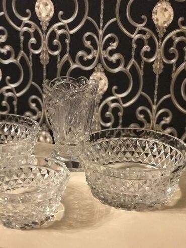 Digər dəstlər və servizlər: Хрустальные вазы по 20 м каждый — 6