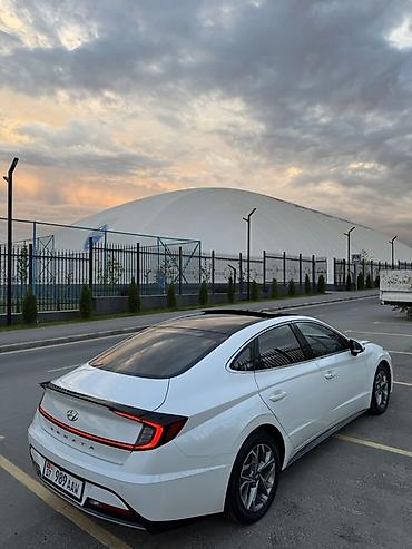 Hyundai: Hyundai Sonata: 2019 г., 2 л, Автомат, Газ, Седан — 3