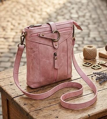bape srbija: Ženska crossbody torba – puder roze - Materijal: meka eko koža sa — 1