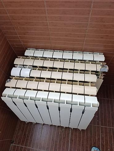 seksiyali radiator: Radiator 41 seksiya 4azn bir seksiya Qaracuxur 1414 leliAlüminium — 1