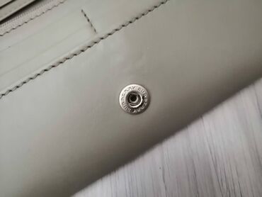 Άλλα: Burberry leather wallet in very good condition, many compartments as — 11