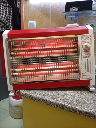 Kvarcne grejalice: Kvarcni grejač LIDER LH-50 sa ventilatorom i ovlaživačem. kao nova — 18