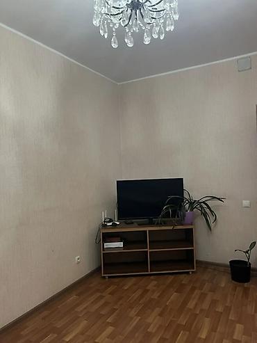 улан 2 сдаю: Улан мкр Сдается 2-х ком квартира Серия: 106 Этаж: 8/10 С мебелью — 8