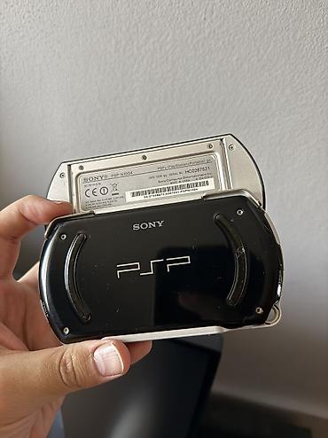 psp memory stick: PSP GO в отличном состоянии, есть пара царапок, в комплекте провод — 4