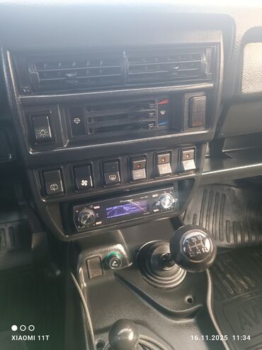 VAZ (LADA): VAZ (LADA) 4x4 Niva: 1.7 l | 2015 il 161000 km Universal — 6