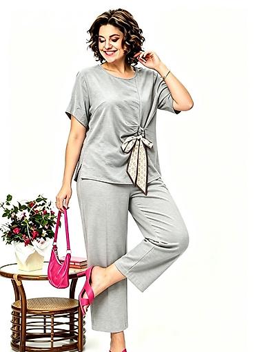 komplet odece: 06. Komplet za punije
XL 2XL 3XL 
Cena : 2.900 dinara H — 3