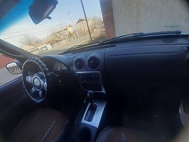 передок: Jeep Cherokee: 2003 г., 2.8 л, Автомат, Дизель, Внедорожник — 5