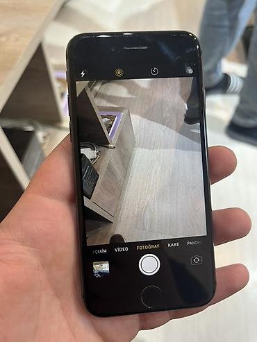 Apple iPhone: IPhone 8, 64 GB, Qara, Barmaq izi — 7