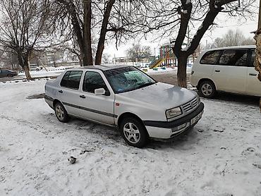 rota grid: Volkswagen Vento: 1993 г., 1.8 л, Механика, Бензин — 1
