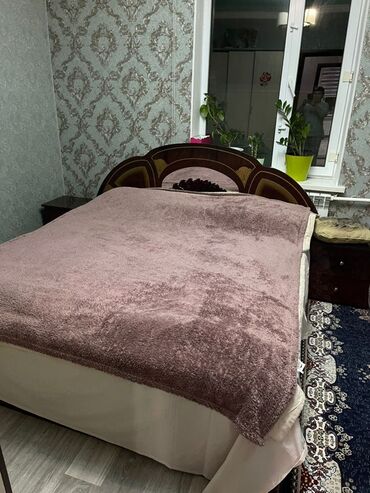 я ищу кровать: Уктоочу бөлмө гарнитуру, Эки кишилик керебет, түсү - Күрөң