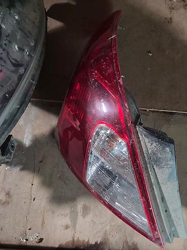 e34 stop: Məhsul: Arxa sağ stop-işıq və ön sağ fara komplekti ( Nissan Suny — 2