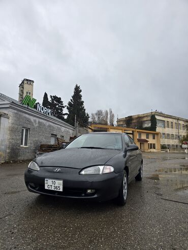 Hyundai: Hyundai Elantra: 1.6 l | 1996 il Sedan — 5