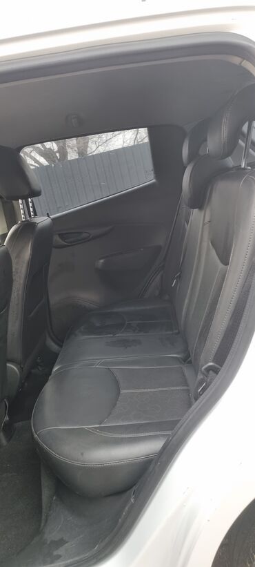 Chevrolet: Chevrolet Spark: 2016 г., 1 л, Автомат, Бензин, Хэтчбэк — 8