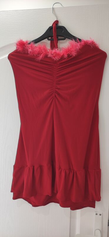 crvena haljina sa sljokicama: S (EU 36), M (EU 38), L (EU 40), bоја - Crvena, Večernji, maturski, Top (bez rukava)