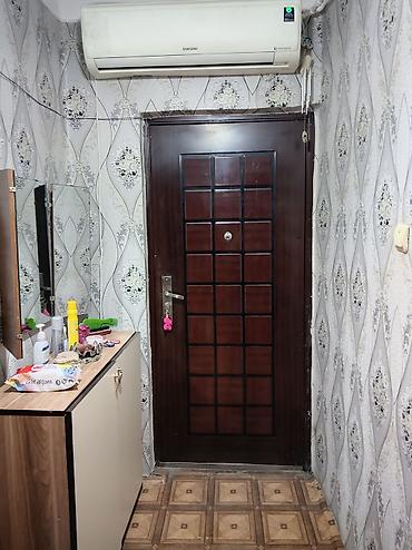 mansard tipli evler: Gəncə, 3 otaqlı, Köhnə tikili, 67 kv. m — 1