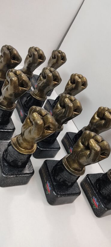 Heykəlciklər: Azərbaycanın zəfərini, azərbaycan xalqıqnın birliyini özündə əks — 3