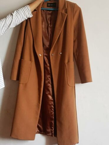 верхняя одежда пальто: Продаю пальто ( Италия ) покупала дорого в хорошем состоянии одевала