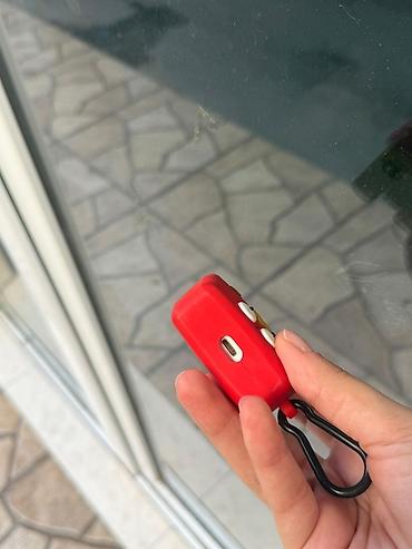 чехлы на аирподс 2: Б/у Беспроводные (Bluetooth) Наушники, Apple, цвет - Белый — 2