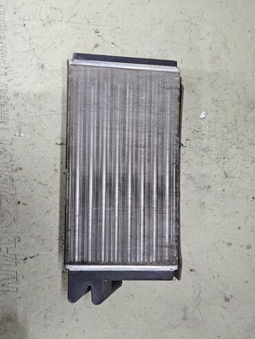 Радиаторы: Радиатор печки Audi 100 C3 / 100 C4, 1991г.в. Б/у, из Германии — 4