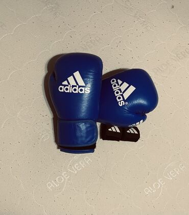 спортивные трусы: Боксерские перчатки adidas, синие. - Тип: тренировочные/спарринговые