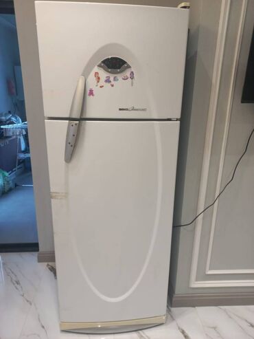 Маслобойки: 2 двери Beko Холодильник Продажа, цвет - Белый