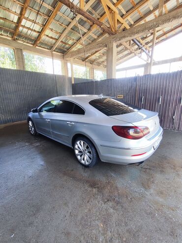 расрочкага машина алам: Volkswagen Passat CC: 2011 г., 1.8 л, Механика, Бензин, Купе