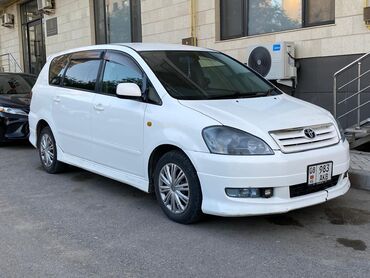 тайота поссо: Toyota Ipsum: 2001 г., 2.4 л, Автомат, Бензин, Минивэн