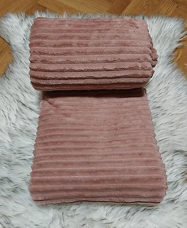 Ćebad i pokrivači: Mekane dekorativne prekrivače/ćebad sa reljefnim (rebrastim) dezenom — 7