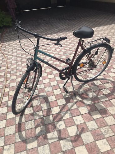 велосипеды для малышей: Продаю(Немецкий велосипед)
В отличном состоянии(всё родное)
Цена-9000
