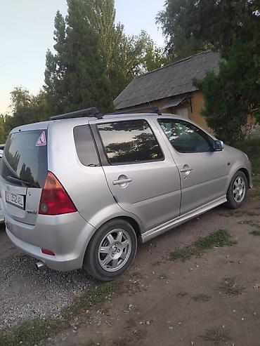 дайхадзу моби: Daihatsu YRV: 2003 г., 1.3 л, Автомат, Бензин, Хэтчбэк — 4