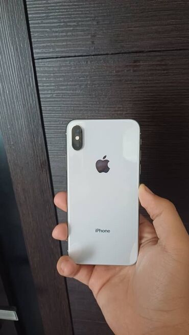 Apple iPhone: IPhone X, Скидка 10%, Б/у, 64 ГБ, Белый, Чехол, 100 %