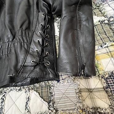 moto godekce: Dəbilqə düyməli motosiklet üslublu qara dəri gödəkçə. Razmer M,L, XL — 4