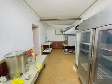 Digər kommersiya daşınmaz əmlakı: Yari zirzemi tam temirli mebeli 307 kv obyekt icareye verilir restoran — 10
