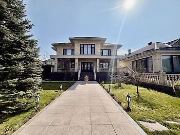 Продажа коттеджей и домов: Просторный загородный дом в классическом стиле с продуманной — 26