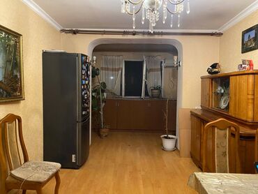 Evə oğlan ev yoldaşı axtarılır. Elmlər və insaatcilar metrosunun