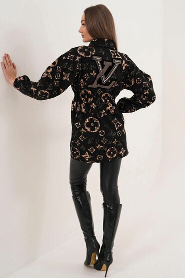 Zimske jakne: M, l, xl, 2xl, 3xl
6800 na lalafo.rs — 2 Zimske jakne: M, l, xl, 2xl, 3xl
6800 — 2