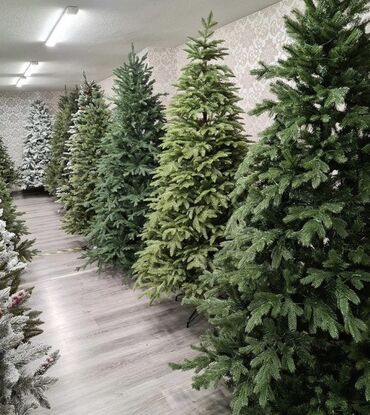 искусственный пальма: Искусственная новогодняя ель (в ассортименте) - Натуральный внешний