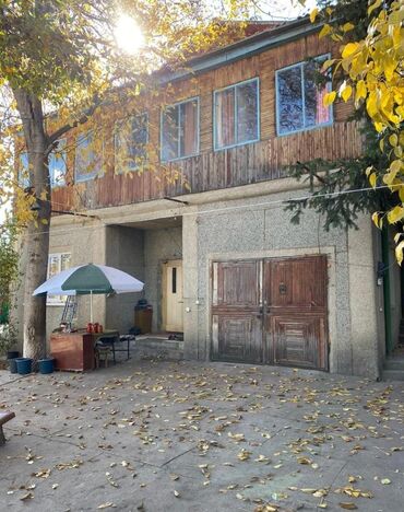 ала тоо продаю дом: Үй, 200 кв. м, 7 бөлмө, Менчик ээси, Эски ремонт