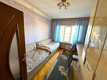 samir eliyev: Bakı, 8-ci kilometr, 3 otaqlı, Köhnə tikili, m. Xalqlar Dostluğu, 80 kv. m — 3