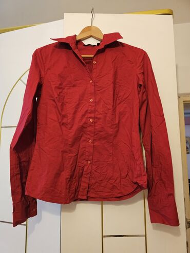 džemper i košulja: M (EU 38), Jednobojni, bоја - Crvena