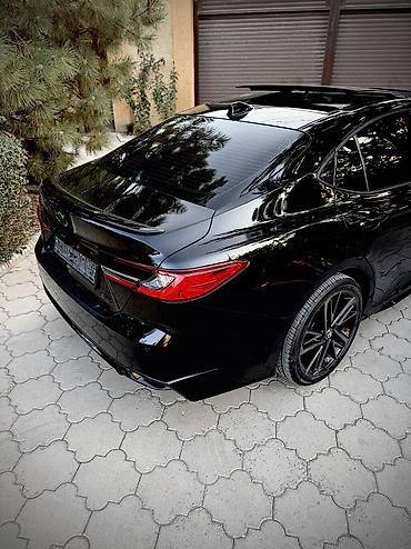 продам дешево: Toyota Camry: 2025 г., 2.5 л, Вариатор, Гибрид, Седан — 4