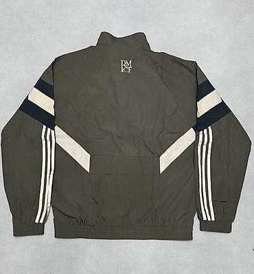 кызыл бел: Ветровка Adidas x Real Madrid - Цвет: оливково‑зеленый с контрастными — 3