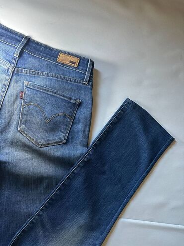 Farmerke: LEVIS DEMI CURVE - Fantastične Levis Demi Curve. Stanje odlično na lalafo.rs — 15 Farmerke: LEVIS DEMI CURVE - Fantastične Levis Demi Curve. Stanje odlično — 15