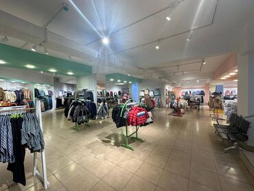 Mağazalar: Yasamalda yerləşən ümumi sahəsi 1550 kv,m olan,obyekt təmirli maqaza — 9