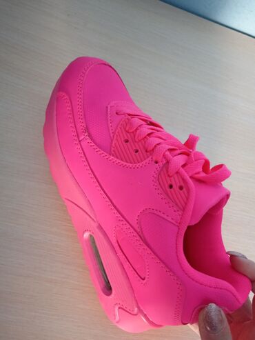 Sneakers & Athletic shoes: 37, color - Pink
