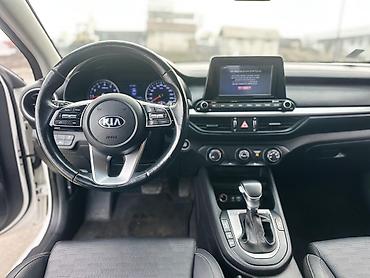 Kia: Kia K3: 2019 г., 1.6 л, Вариатор, Бензин, Седан — 10