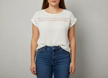 Blouses: Women's blouse, size 2XL